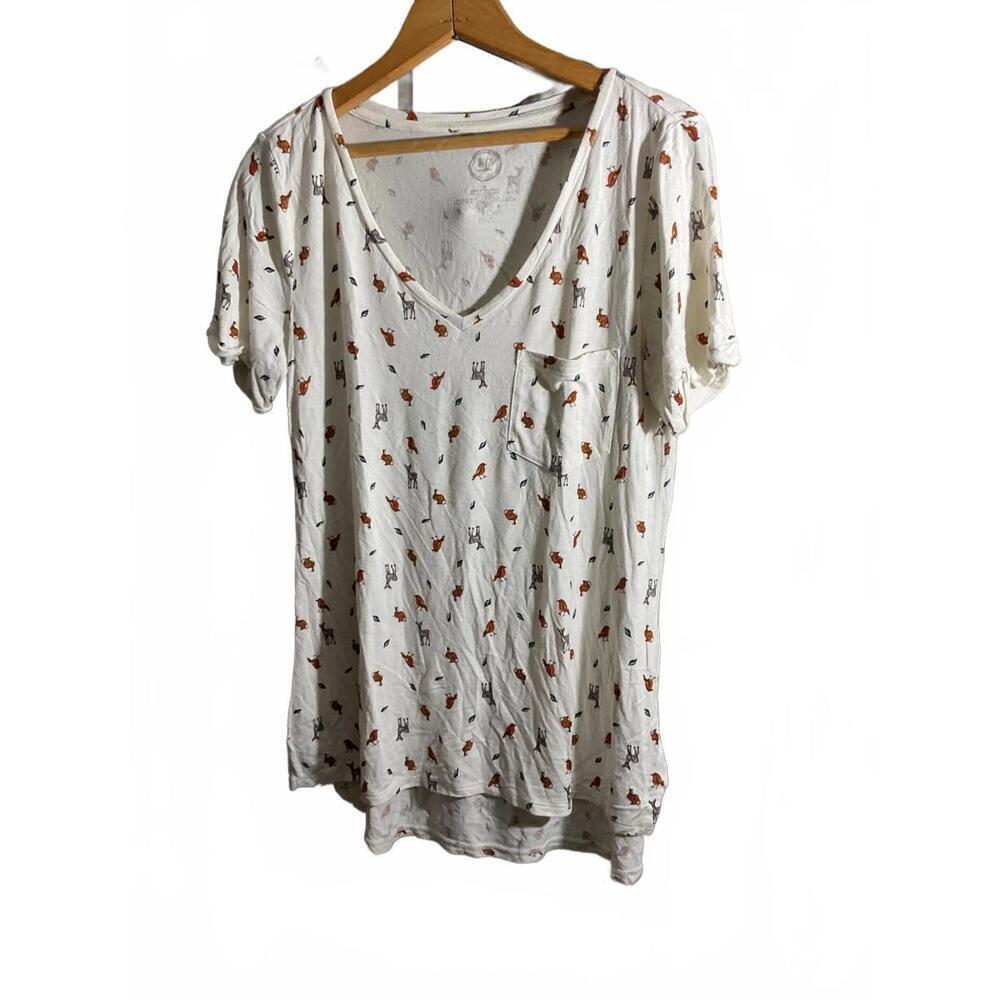 Cozy White V-Neck T-Shirt with Cute Animal Print Medium